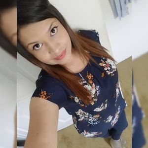 Meet your Posher, Saeli